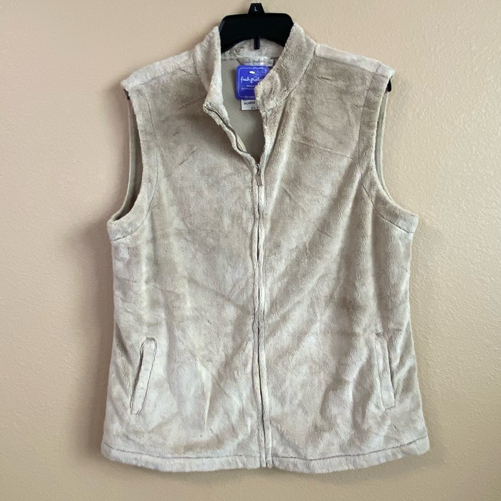 Fresh Produce New Size XL Sand Dollar Tan Faux Fur Front Zip Vest Pockets USA